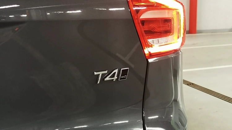 Volvo XC 40 cena 164900 przebieg: 46548, rok produkcji 2021 z Kraków małe 154